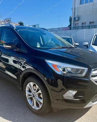 FORD KUGA 1.5 TDCI ST-LINE