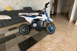 Moto 1000w con batteria di 48v stile yz
