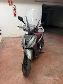 kymco people s 150i