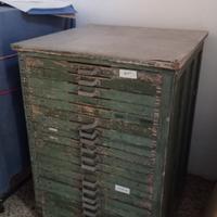 cassettiera da disegno