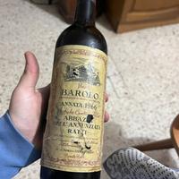 Bottigle di vino antivo