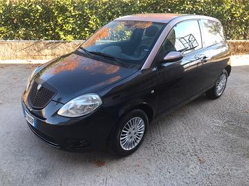 LANCIA YPSILON 1.2 NEOPATENTATI