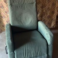 Blocco ausili per assistenza anziani a Reggio E.