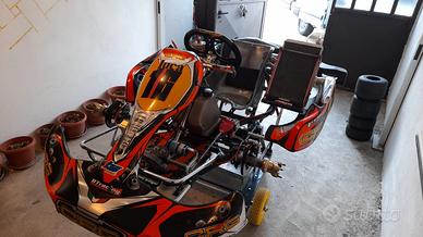 Kart CRG road rebel con motore KZ 10