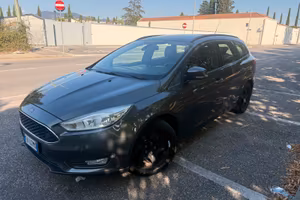 Ford focus sw 1.6. GPL casa!