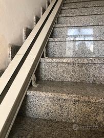 Sedia montascale per anziani