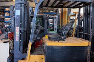 Carrello elevatore elettrico Cesab 30 quintali usa