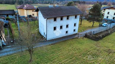 BIFAMILIARE A ENEMONZO