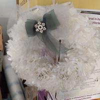 Corona natalizia in  tulle panna