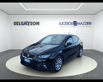 SEAT Ibiza 5ª serie - Ibiza 1.0 EcoTSI 95 CV 5 por