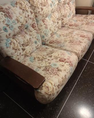  Divano con letto Matrimoniale e materasso