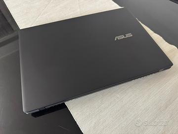 Laptop Gaming Asus V16