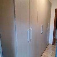 Armadio moderno 6 ante