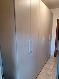 Armadio moderno 6 ante