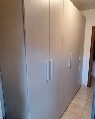 Armadio moderno 6 ante