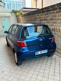 TOYOTA YARIS 1.0 BENZINA 5 PORTE