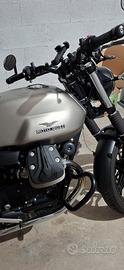 Moto Guzzi v7 2015 