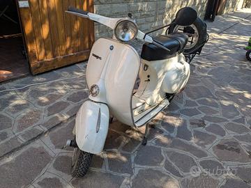 Piaggio Vespa 125 Primavera 