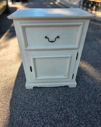 CREDENZINO COMODINO IN ROVERE STILE PROVENZALE 
