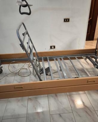 Letto ausilio invalidi