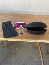 Occhiali Oakley da ciclismo o sport all’aperto