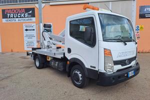Nissan Piattaforma aerea autocarrata cestello