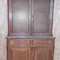 Credenza della Nonna con vetrina primi 900 noce