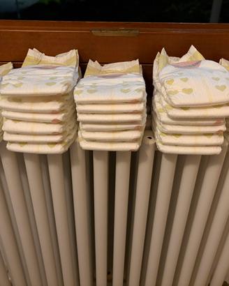 27 pannolini Pampers progressi n. 1