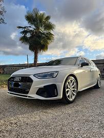 Audi A4 avant quattro s line 2.0 tdi 190cv