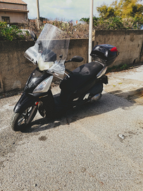 Kymco people 300 gt