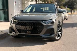 Audi A1 allstreet 30 tfsi identity contrast