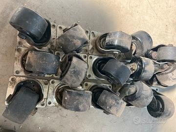 15 Ruotine in plastica per carrelli