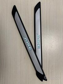 Battitacco illuminato originale Nissan Juke