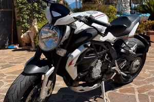 Mv Agusta Dragster 800cc