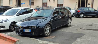 macchina 2007 alfa romeo