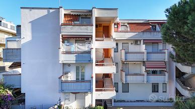 2 LOCALI A SAN BENEDETTO DEL TRONTO