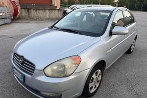 HYUNDAI Accent 1.4 4p. Active senza nessun lavor