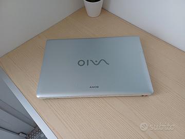 Computer portatile SONY Vaio, Intel Core i3 Win 10