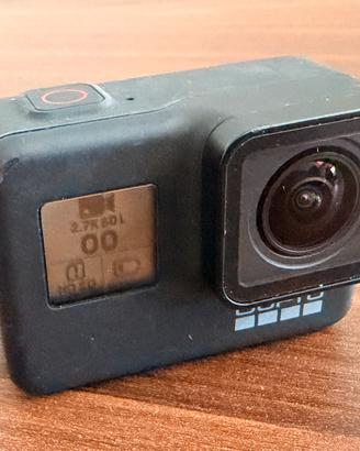 GoPro 7 Hero Black + accessori