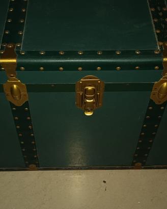 Baule in legno verde