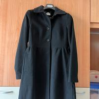 Cappotto nero donna - modello svasato