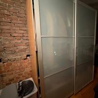 Armadio PAX Ikea con ante scorrevoli