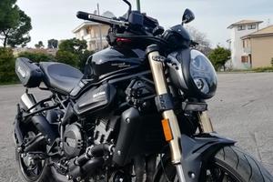 Benelli 752s 