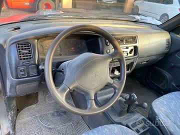 CRUSCOTTO PER MISTUBISHI L200 K64T ANNO 2001