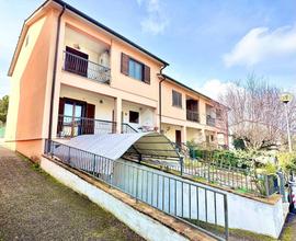 VILLA A SCHIERA A SPOLETO