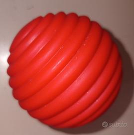 Pallina per cani rossa