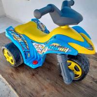 triciclo per bambini