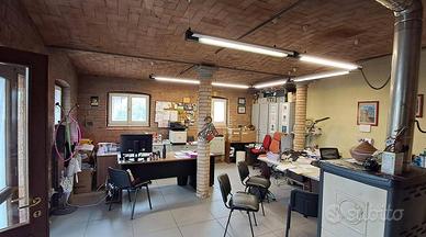Immobile in asta di 150 m² con 3 locali a Baiso