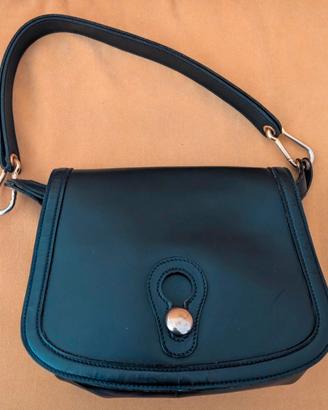 raffinata borsa vintage a tracolla in pelle