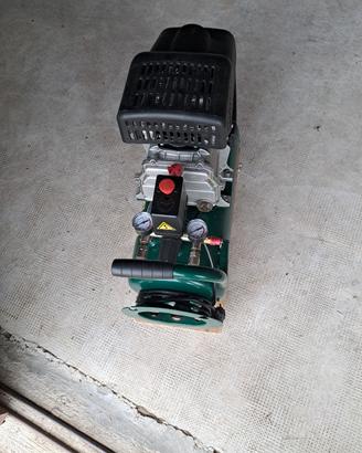 Compressore A aria elettrico,  230 V , 15 litri
